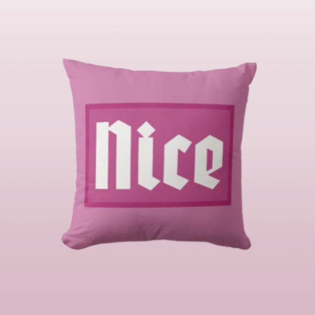 Mooie Roze Doos Typografie Kuspillow Kussen (Creator heeft geüpload)