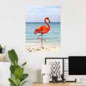 Mooie Roze Flamingo Bird op Beach Poster (Thuiskantoor)