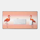 Mooie roze flamingos op lichtkoraalroze bureaumat (Keyboard & Muis)