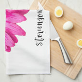 Mooie roze madeliefjesbloem aangepaste naam theedoek (Quarter Fold)