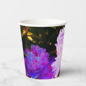 Mooie roze pioenen rond papieren bekers (Voorkant)