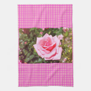 mooie roze roos bloem met zoete harten theedoek