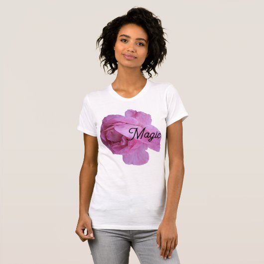 Mooie  roze rozenmagie stijlvol elegant t-shirt (Voorkant volledig)