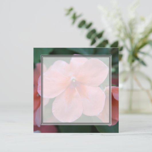 Mooie roze tuinen bloemen blanco bruiloft, feest, kaart (Staand voorkant)