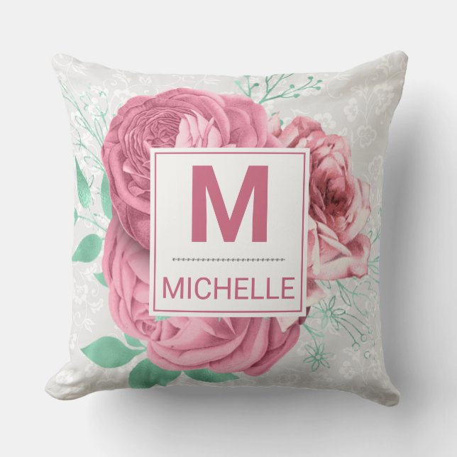 Mooie Roze Tuinrozen Monogram Kussen (Voorkant)