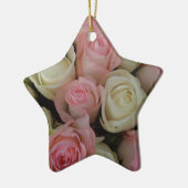 Mooie roze witte rozen bloem Bouquet Keramisch Ornament (Links)