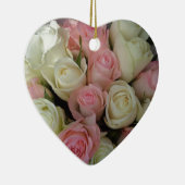 Mooie roze witte rozen bloem Bouquet Keramisch Ornament (Rechts)