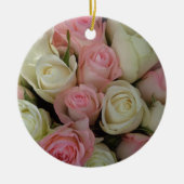 Mooie roze witte rozen bloem Bouquet Keramisch Ornament (Voorkant)