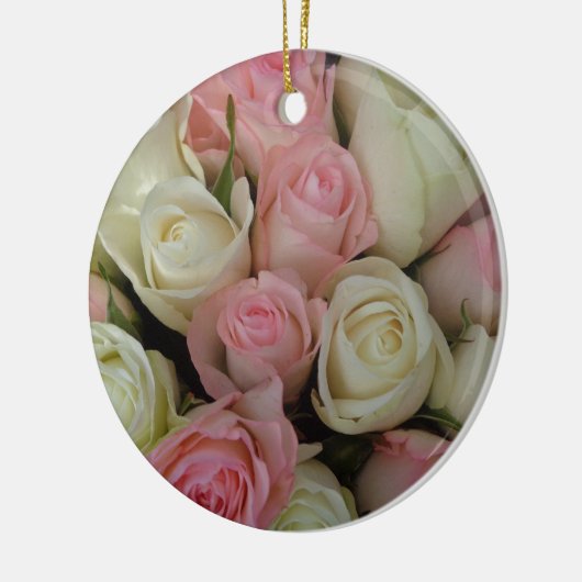 Mooie roze witte rozen bloem Bouquet Keramisch Ornament (Links)