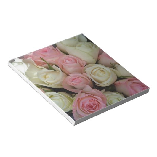 Mooie roze witte rozen bloem Bouquet Notitieblok (Schuin)