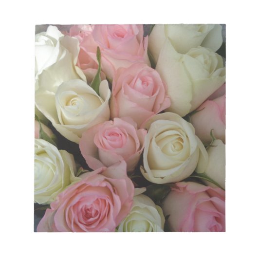 Mooie roze witte rozen bloem Bouquet Notitieblok (Voorkant)