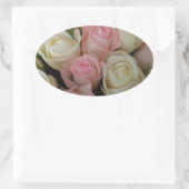 Mooie roze witte rozen bloem Bouquet Ovale Sticker (Tas)