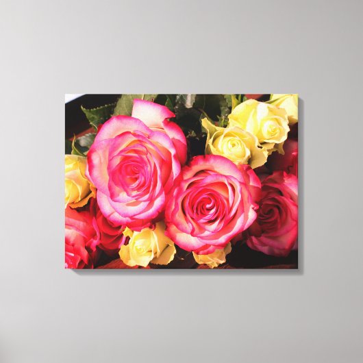 Mooie Rozen met een verarmd Canvas Afdruk (Voorkant)
