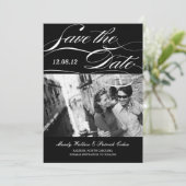 Mooie Script Save The Date Aankondiging (Zwart) (Staand voorkant)