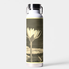 Mooie sepia waterlelie  waterfles