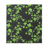 Mooie Shamrock-patroon, groen op zwart accessoire Notitieblok (Voorkant)