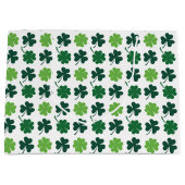 Mooie shamrocks en vierbladige klavers tegelpatroo groot cadeauzakje (Voorkant)