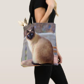 Mooie Siamese kat met blauwe ogen Tote Bag (Dichtbij)