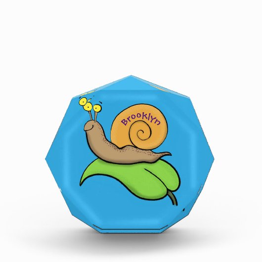 Mooie slak op een bladtekening van de cartoon fotoblokken (Voorkant)