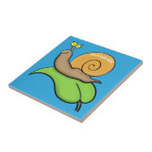 Mooie slak op een bladtekening van de cartoon tegeltje (Zijkant)