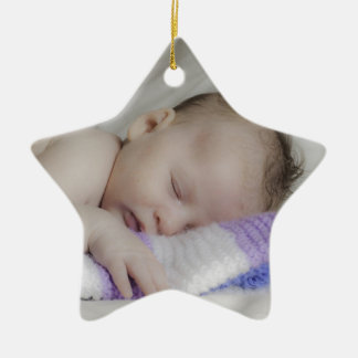 Mooie, slapende pasgeboren Baby Keramisch Ornament