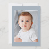 Mooie stoffige blauwe bloemendoop uitnodiging (Achterkant)