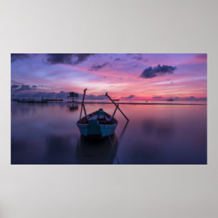 Mooie strand zon met Paddle Boat Paarse Sky Poster