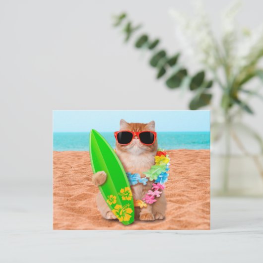 Mooie surferkat op het strand briefkaart (Staand voorkant)