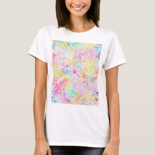 Mooie trendy bloemenhand getrokken hennapatroon t-shirt