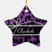 Mooie trendy faux paarse leopard-vingerafdruk keramisch ornament (Achterkant)