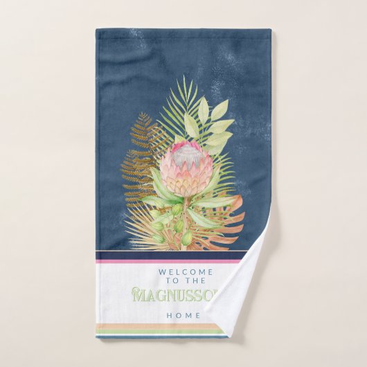Mooie tropische bloemen op batikblauw aangepast handdoek (Handdoek)