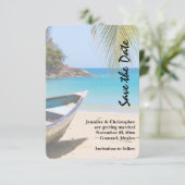 Mooie Tropische strand met een roeiboot Save The Date (Staand voorkant)
