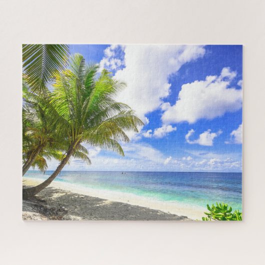 Mooie Tropische strand met palmbomen Legpuzzel (Horizontaal)