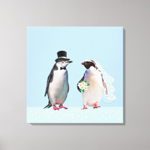 Mooie trouwpinguïn paar op lichtblauw canvas afdruk