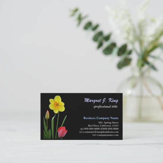 Mooie tulp en visitekaartje van daffodilerende blo (Staand voorkant)
