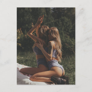 Mooie Twins-fotografie voor buitengebruik  Briefkaart