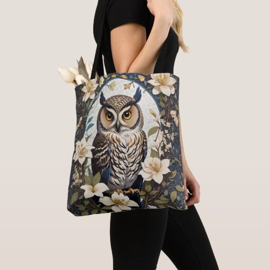 Mooie uil en jasmijn bloemen tote bag (Dichtbij)
