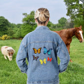 Mooie veelkleurige vlinders op denim jacket