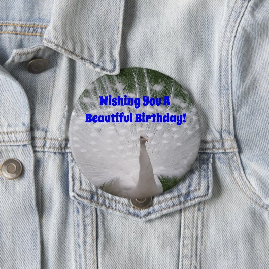 Mooie Verjaardag Peacock Button Pin (In situ)