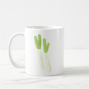 Mooie verse lente-uitjes groene ui groente koffiemok
