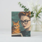 Mooie Vintage Dame en Haar Kat Lezend Briefkaart (Staand voorkant)