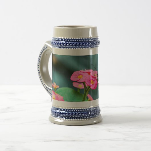 Mooie vlinder bierpul (Voorkant links)