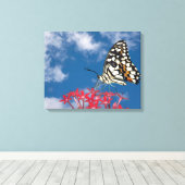 Mooie vlinder canvas afdruk (Insitu (Houten vloer))