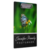 Mooie vlinder op een bloem klembord (Rechts)