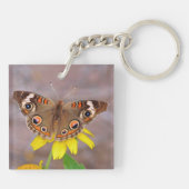 Mooie vlinder op gele bloem sleutelhanger (Achterkant)
