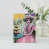 Mooie vrouw aan de cupcaketafel briefkaart (Staand voorkant)