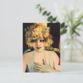 Mooie vrouw die speelt met parels briefkaart (Staand voorkant)