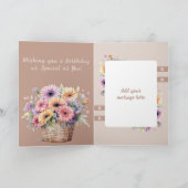 Mooie vrouw gerbera bloemen bruine verjaardag kaart (Binnen)