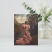 Mooie vrouw in een roze, gevesdroogde dress briefkaart (Staand voorkant)