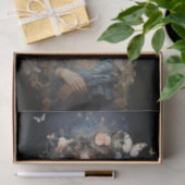 Mooie vrouw in  jurk met vlinders tissuepapier (Geschenk)